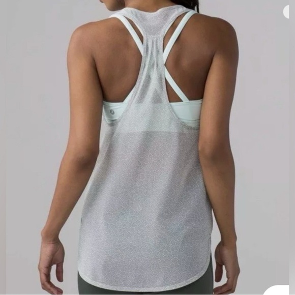 Lululemon 105 Singlet Mesh Tank Top Racerback Poppy Coral Red Size 8 Yoga Sporty - Picture 9 of 10